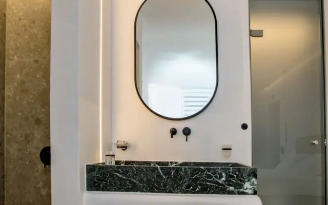 Levantes Luxury Suites I II