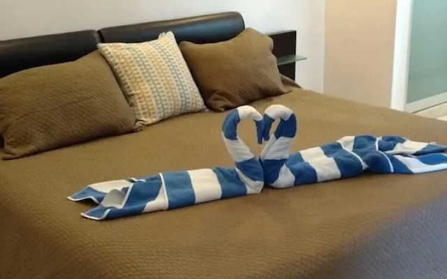 Vista Condominium by ChezPlaya