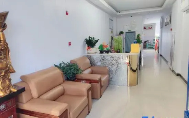Huadu Express Hotel (Feixi Normal School Greenbelt Metro)