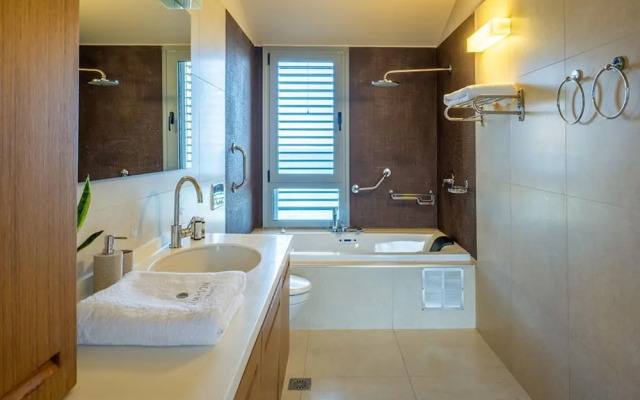 Mirabello Bay House in Agios Nikolaos
