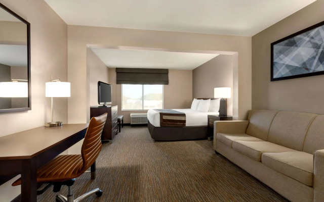 Wingate by Wyndham - Wilmington