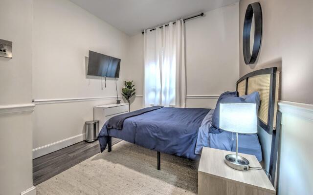 Great Value Studio in South End!