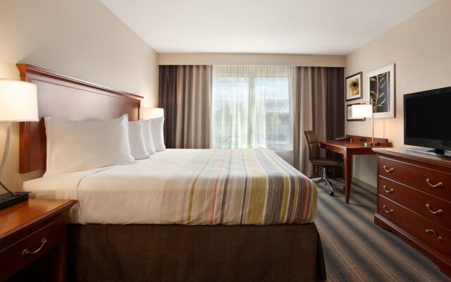 Country Inn & Suites by Radisson, Roseville, MN