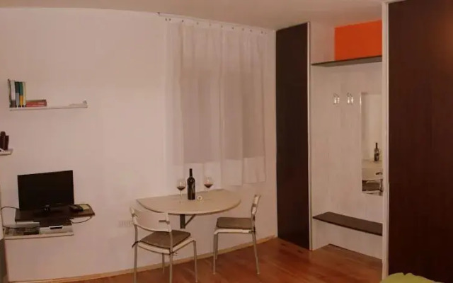Apartment Studio Fuart