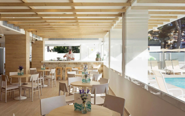 HSM Son Verí - Adults Only