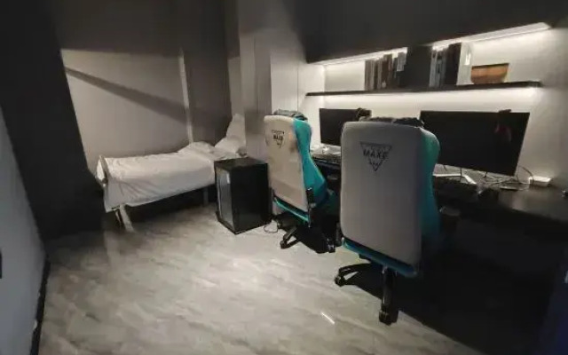 lMMAXE E-sports Hotel