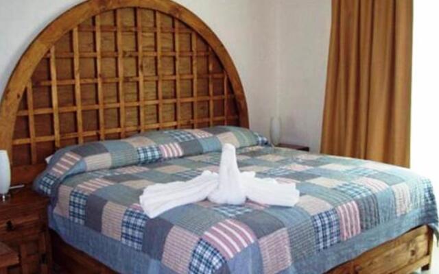 Rinconada Del Mar Condominium