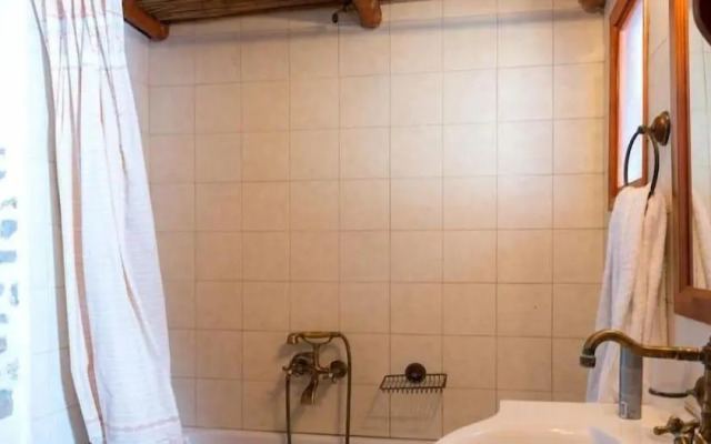 The Traditional Homes of Crete - Almond Tree Villas