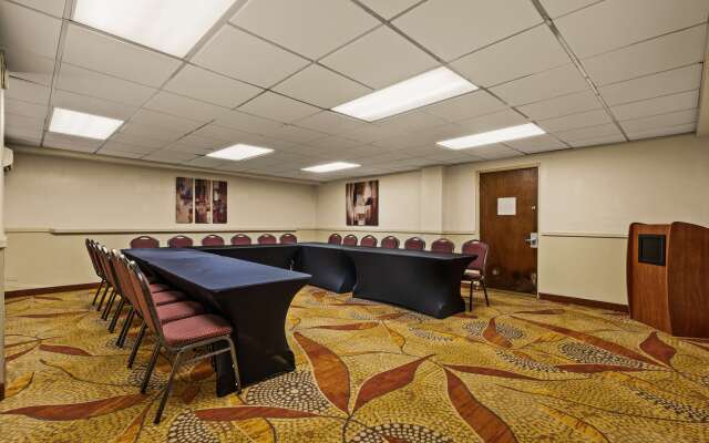 Best Western The Plaza Hotel Honolulu Airport
