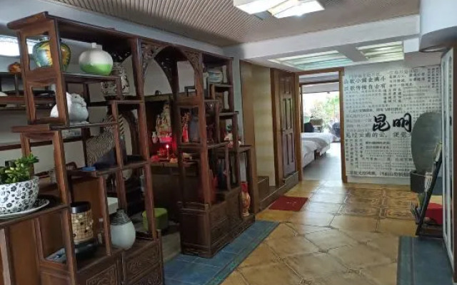 Kunming Mermaid holiday home Inn