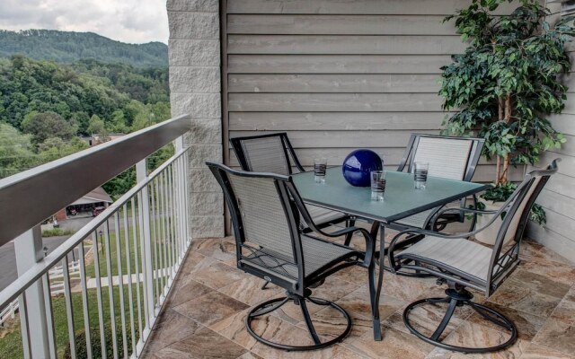 Whispering Pines 444