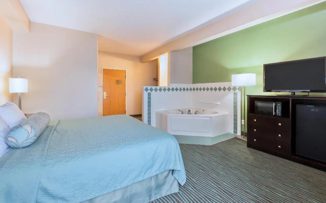 Super 8 Des Moines/airport