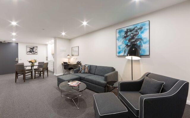Avenue Hotel Canberra