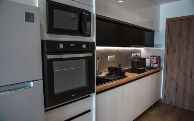 COSea Living: SeaSide Deluxe Suite in Harbour 107B