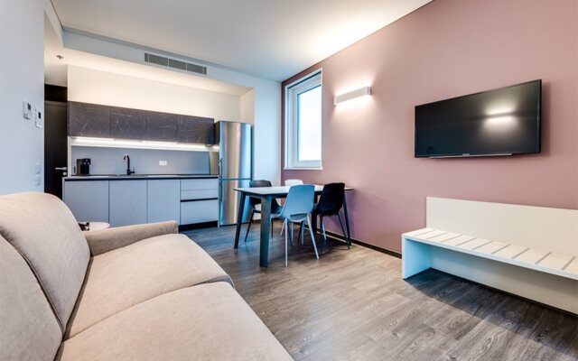 Sky Tower Suite
