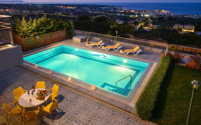 Danae's Luxury Villas