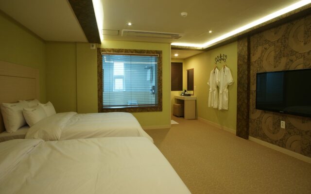 W Hotel Jeju