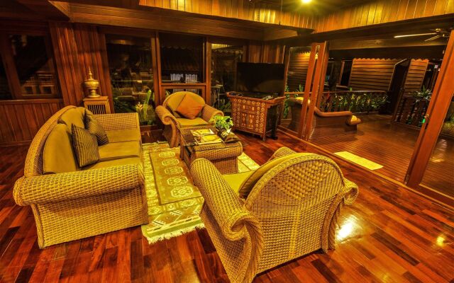 Erawan Villa Hotel