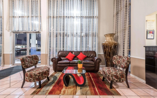SureStay Hotel by Best Western Duncan