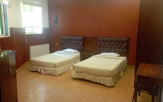 Seleen Hotel Suites
