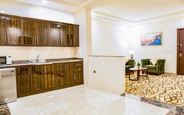 Laten Suites Al Naseem