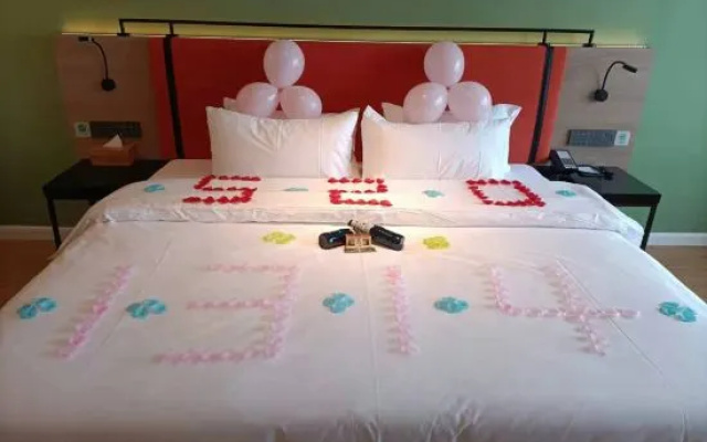 Campanile Hotel (Changsha Songyahu Subway Station) – Guest Rooms – Changsha