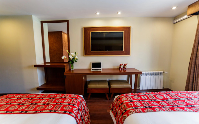Yawar Inka Hotel