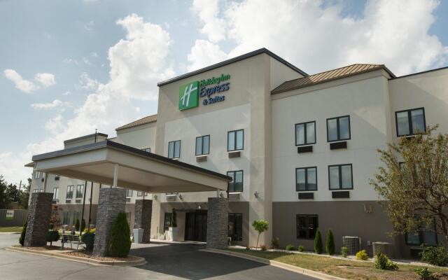 Holiday Inn Express Hotel & Suites Madison by IHG