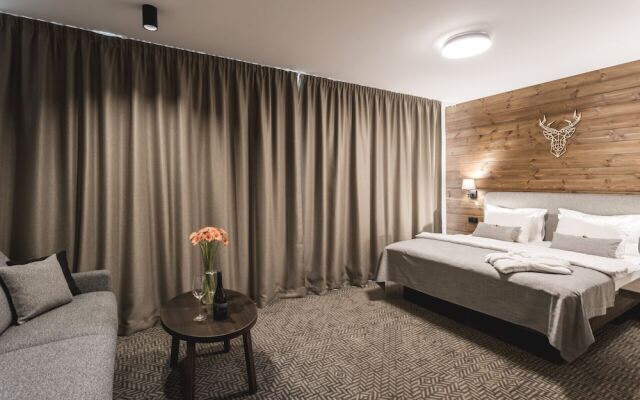 Arietes Marmont Resort