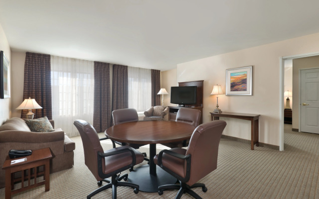 Staybridge Suites Tucson Airport, an IHG Hotel