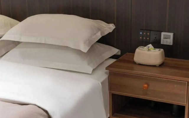 Xinyuan ShangDi (Lijiang Ancient Town Branch)(馨缘上邸民宿（丽江古城店）) – Guest Rooms – Lijiang