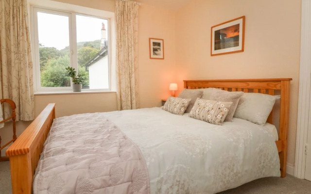 3 Lowerbourne Terrace