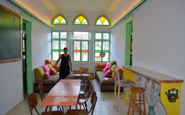 Simsim Guesthouse - Hostel