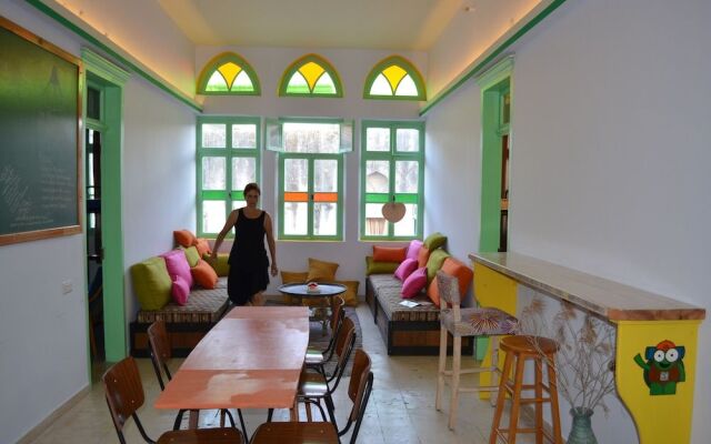 Simsim Guesthouse - Hostel