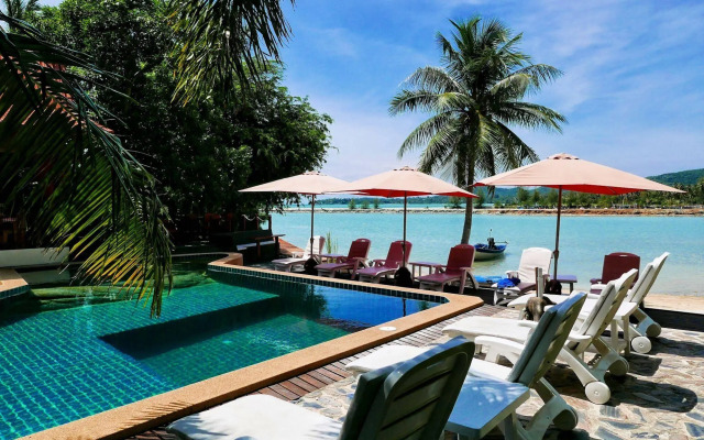 Cyana Beach Resort