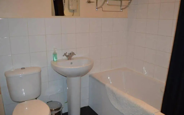 Hopley House Bed & Breakfast