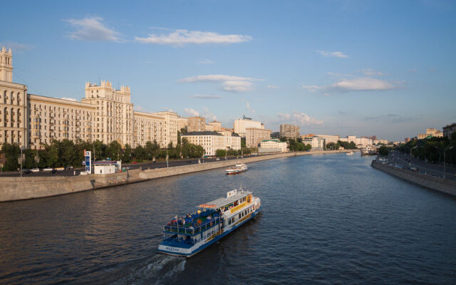 Polyanka Hostel