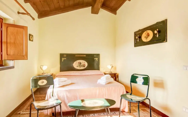 Belvilla by OYO Farmhouse With Garden
