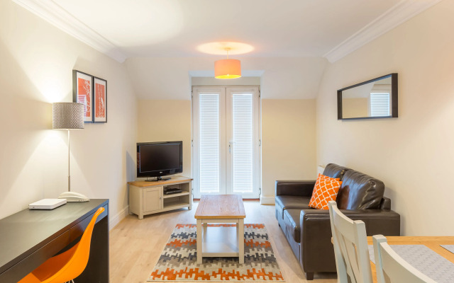 Stanshawe Court by House of Fisher