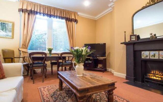 The Studio Apartment - The Edinburgh Address