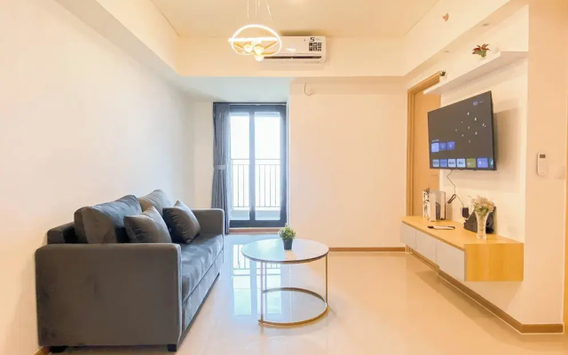 Spacious Warm 2Br At Apartment Meikarta