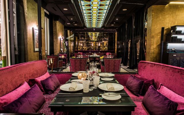 Le Casablanca Hotel