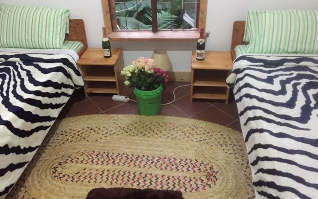 David Crater Homestay