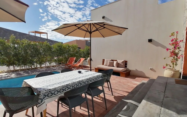 B@103 Luxury Villa with a Heated swimming pool in Soma Bay.