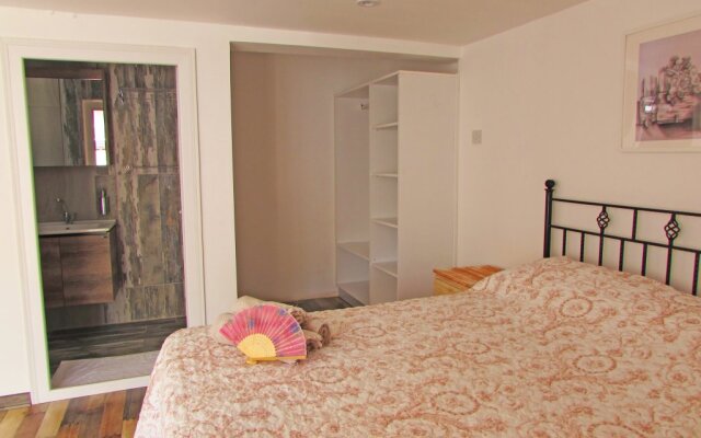 Sun Rays Hostel