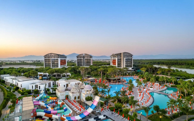 Trendy Lara Hotel