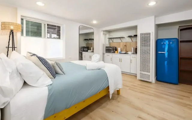 Studio In Carlsbad Village