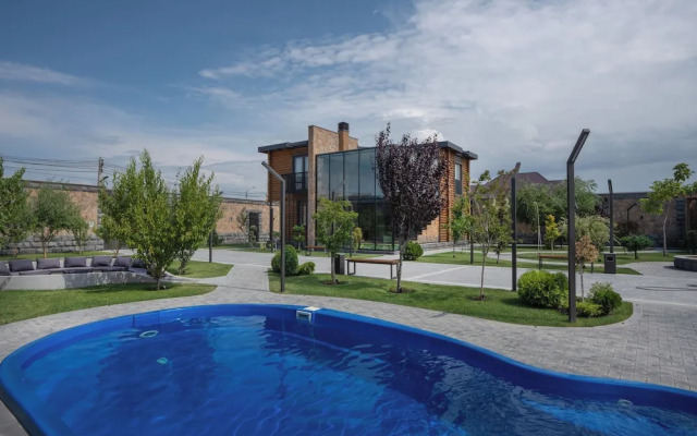 RIS Signature Villa Zovuni