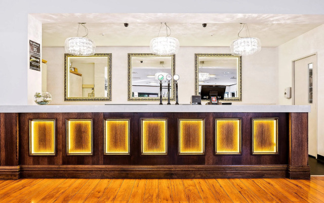 Hotel Elms Christchurch, an Ascend Collection Hotel