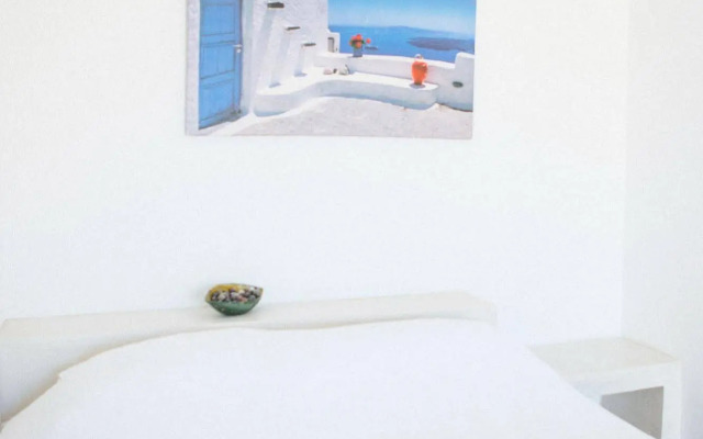 Pelagos Hotel-Oia